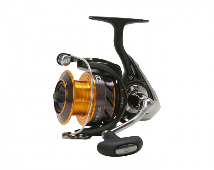 Daiwa 18 Ninja LT -2500 Black Gold i gruppen Fiskerullar / Haspelrullar hos Örebro Fiske & Outdoor AB (213967)