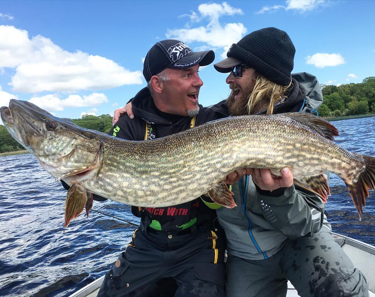 Cwc Orange Hand CWC PRO UV Orange Stinger, SS 100lb Giant Tandem 2/0 | Krok & Småplock ...