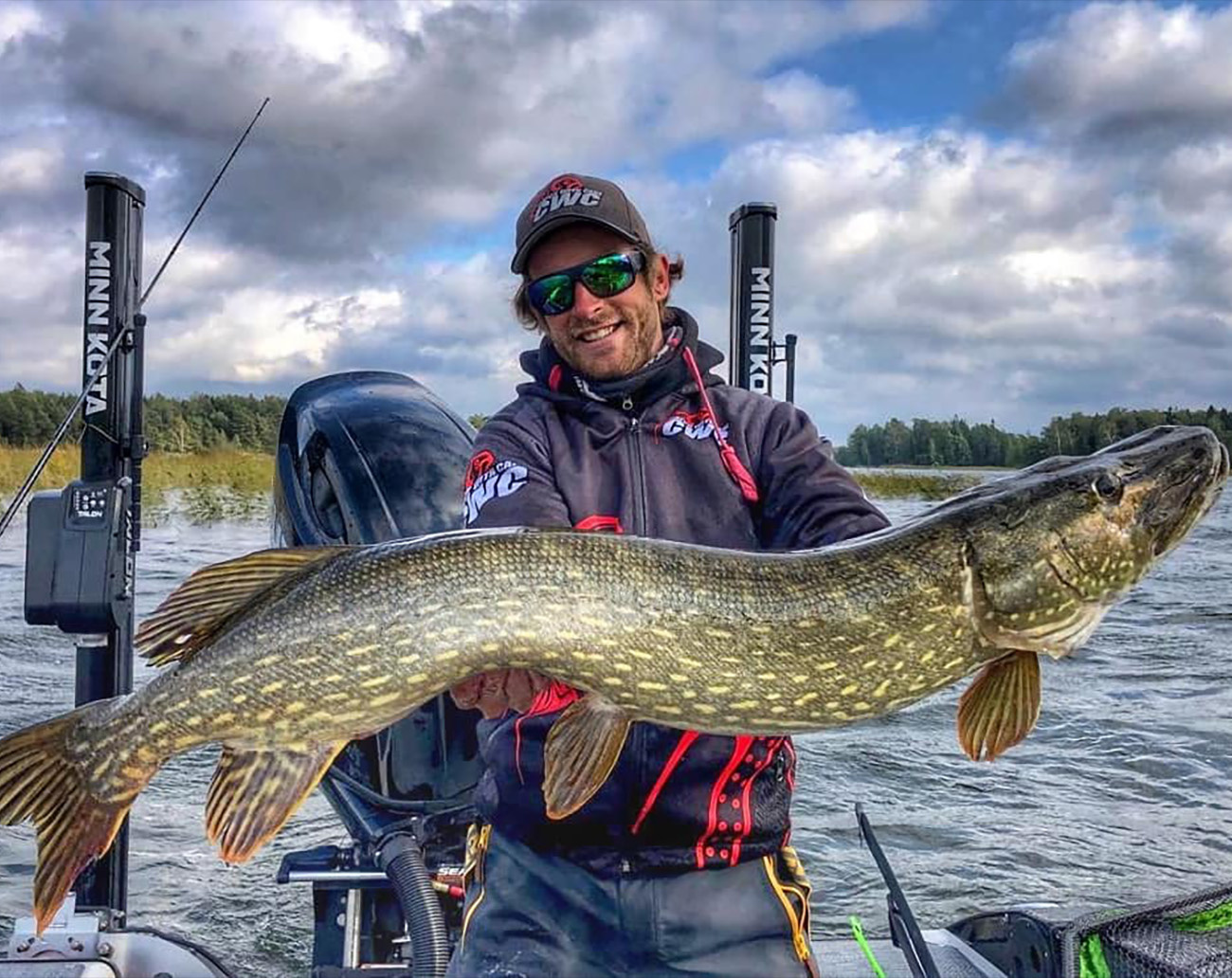 Strike Pro Bold Suspending 11 cm